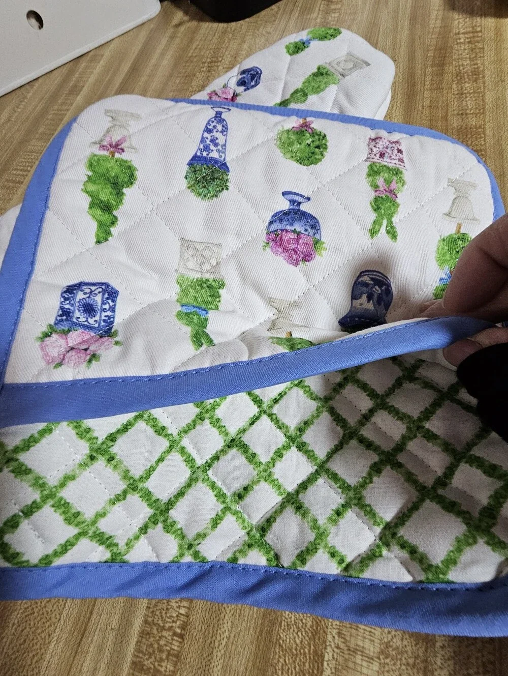 Southern Living Bunny Topiary Oven Mitt Pot Holder Set Chinoiserie Easter Blue